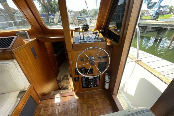 TBI SURVIVOR 34ft Californian Yacht For Sale