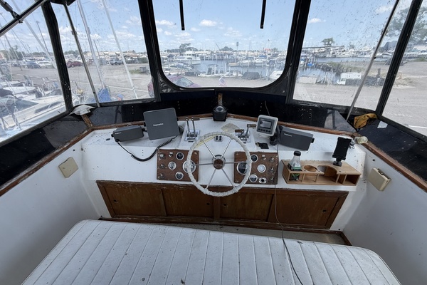 TBI SURVIVOR 34ft Californian Yacht For Sale