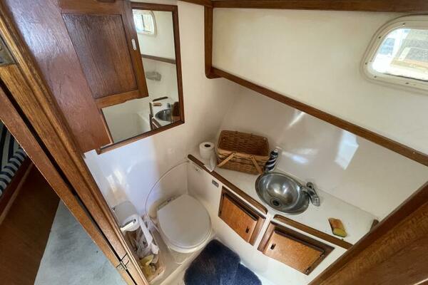 TBI SURVIVOR 34ft Californian Yacht For Sale
