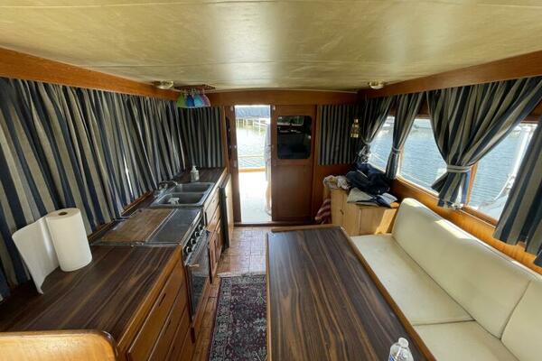 TBI SURVIVOR 34ft Californian Yacht For Sale