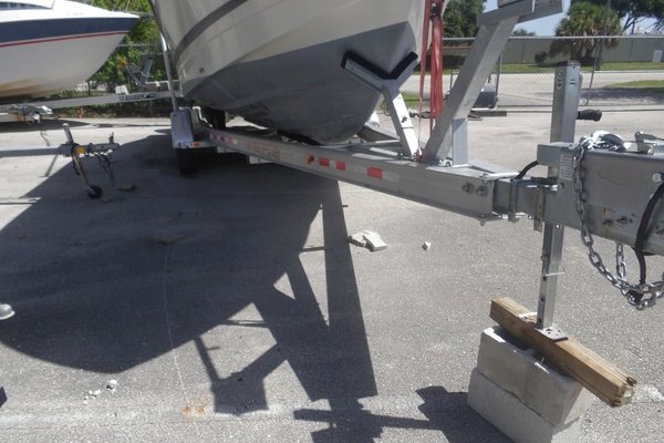 25ft Hydra Sports Yacht For Sale