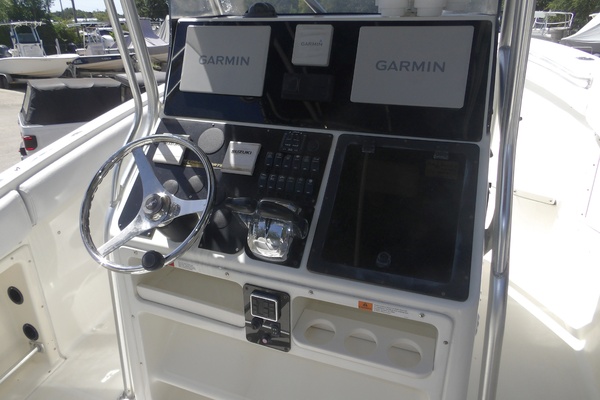 25ft Hydra Sports Yacht For Sale
