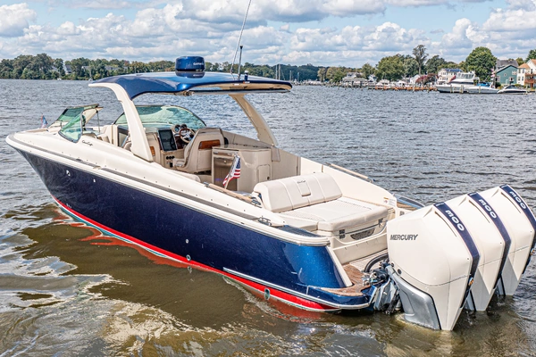 2022 Chris-Craft 35