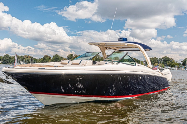 2022 Chris-Craft 35