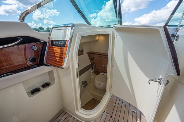 2022 Chris-Craft 35
