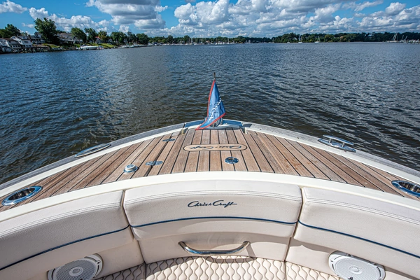 2022 Chris-Craft 35