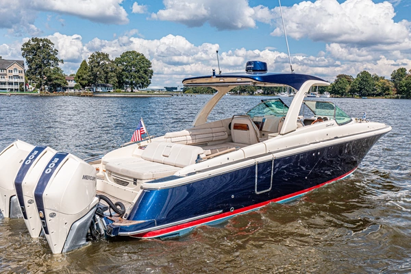 2022 Chris-Craft 35