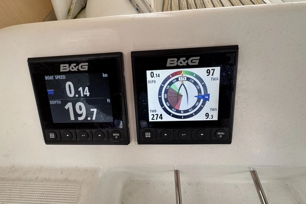 Wauquiez 47 Pilot Saloon Yacht For Sale