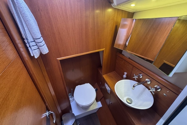 Photo of the 2008 Wauquiez 47 Pilot Saloon