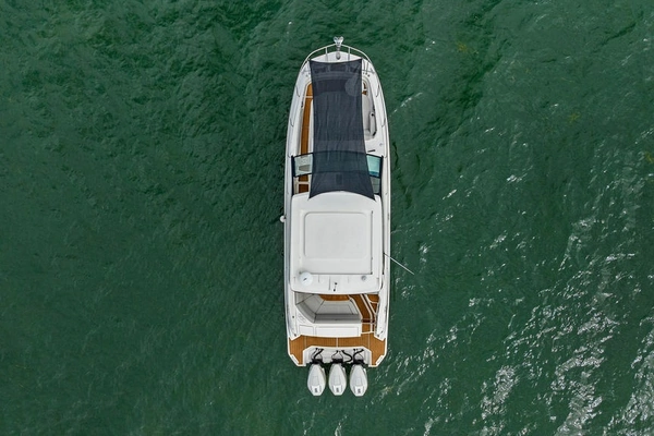 2022 Sea Ray 32