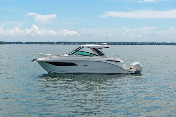 2022 Sea Ray 32