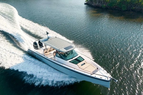 2023 Axopar 38