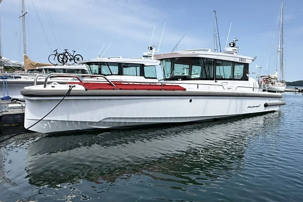 2022 Axopar 28