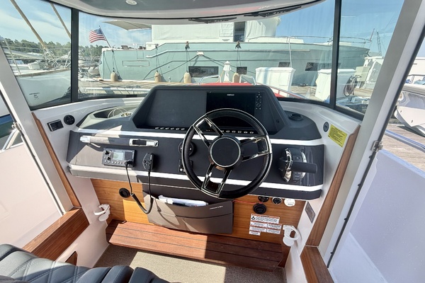 IBIS 28ft Axopar Yacht For Sale