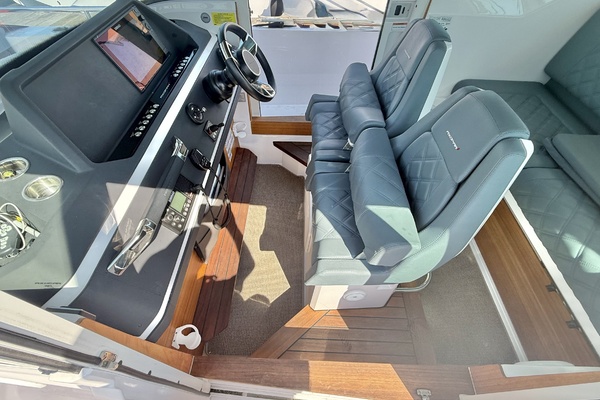 IBIS 28ft Axopar Yacht For Sale