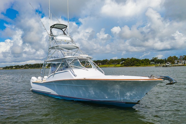 JOMO 37ft Spencer Yacht For Sale