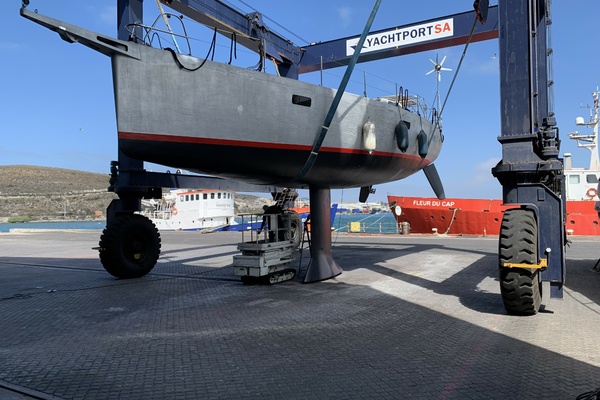 GIVE r 50ft Custom Yacht For Sale