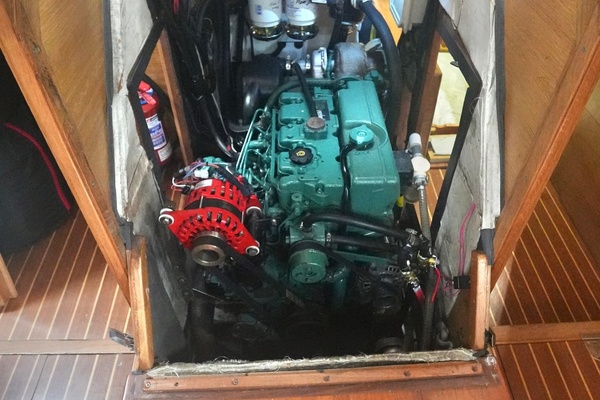 GIVE r 50ft Custom Yacht For Sale