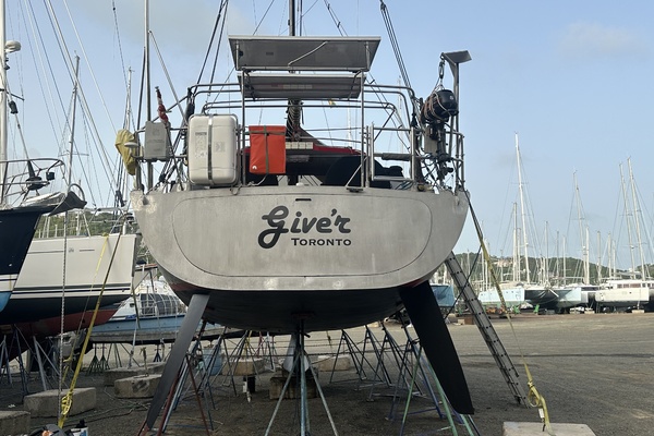 GIVE r 50ft Custom Yacht For Sale