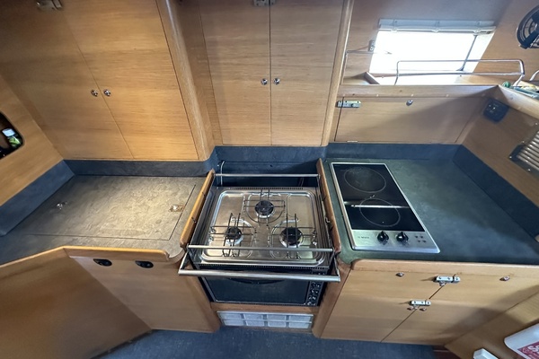 GIVE r 50ft Custom Yacht For Sale