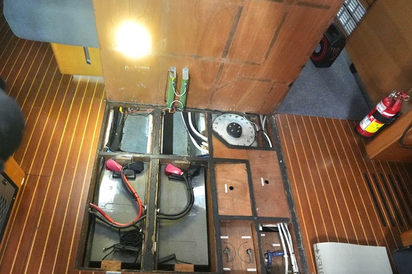 GIVE r 50ft Custom Yacht For Sale