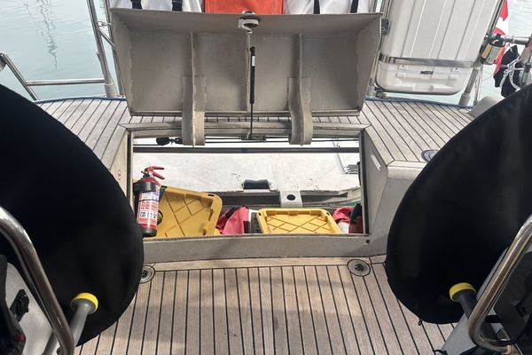 GIVE r 50ft Custom Yacht For Sale