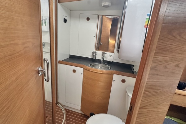 GIVE r 50ft Custom Yacht For Sale