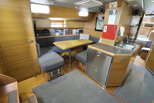Custom Simonis-Voogd 501 Yacht For Sale