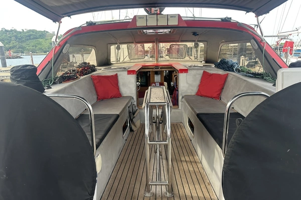 Custom Simonis-Voogd 501 Yacht For Sale