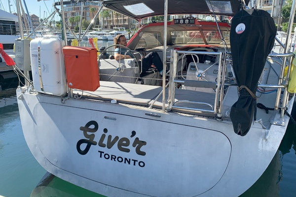 GIVE r 50ft Custom Yacht For Sale
