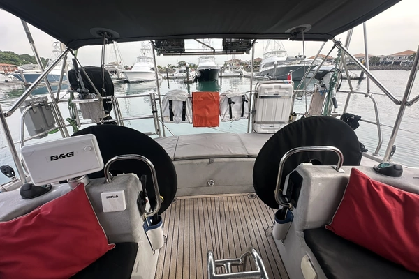 Custom Simonis-Voogd 501 Yacht For Sale