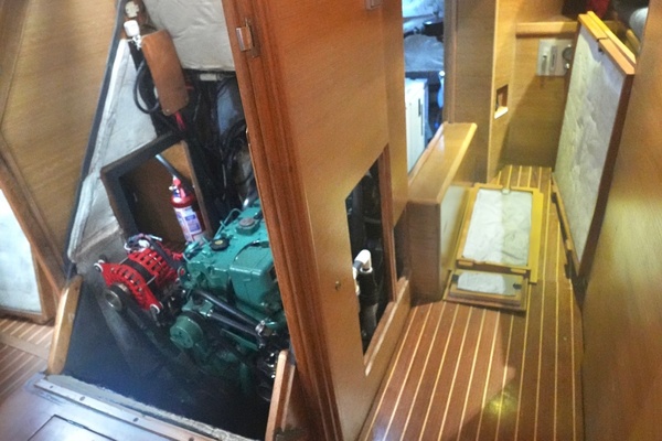 GIVE r 50ft Custom Yacht For Sale