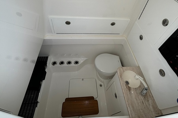 37ft Valhalla Boatworks Yacht For Sale