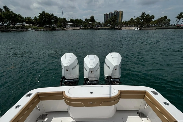 2022 Valhalla Boatworks 37