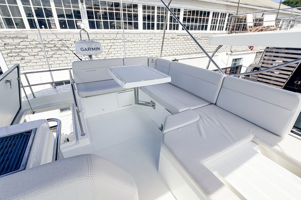 In Stock 42ft Beneteau Yacht For Sale