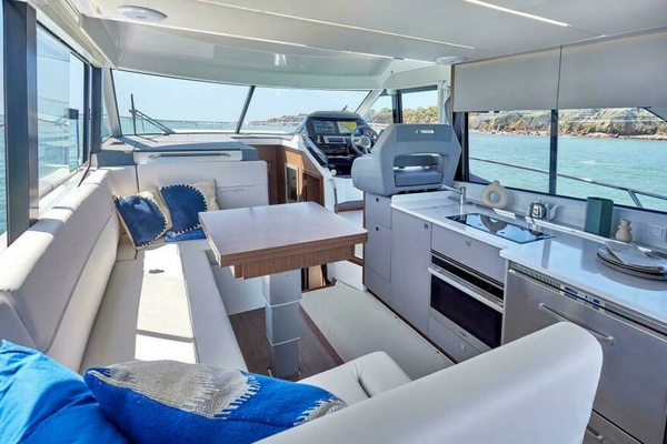Photo of the 2027 Beneteau Antares 12 Fly "In Stock"