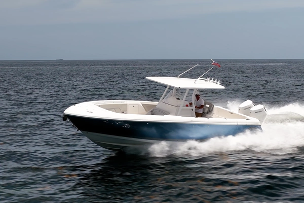 2023 Intrepid 35
