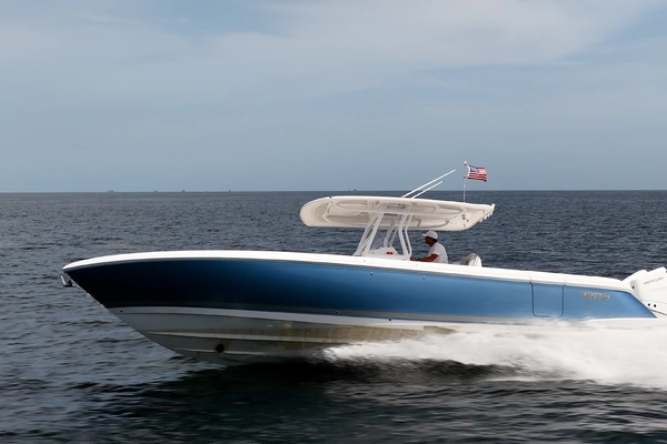 2023 Intrepid 35