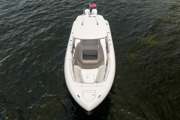 2023 Intrepid 35