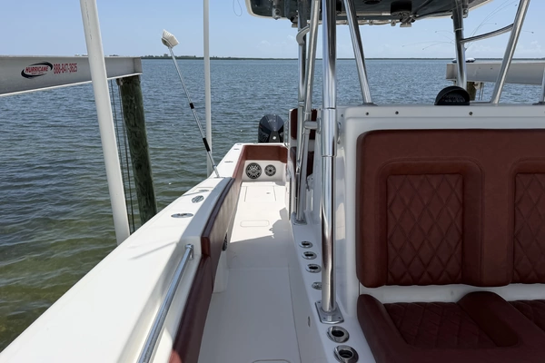 2007 Invincible 36