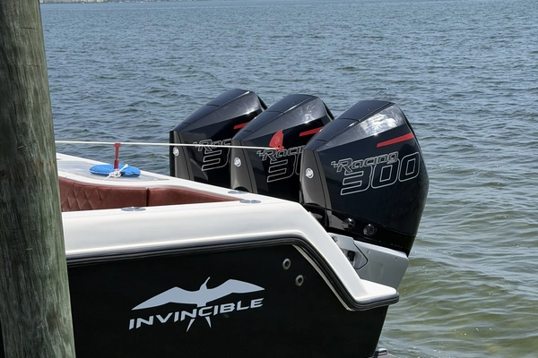 2007 Invincible 36