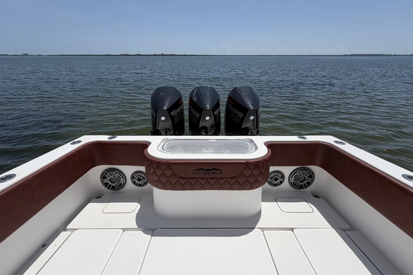 2007 Invincible 36