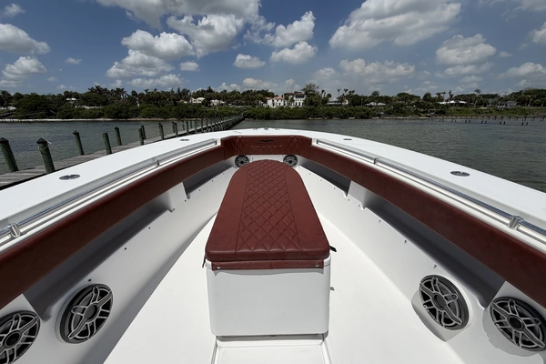2007 Invincible 36
