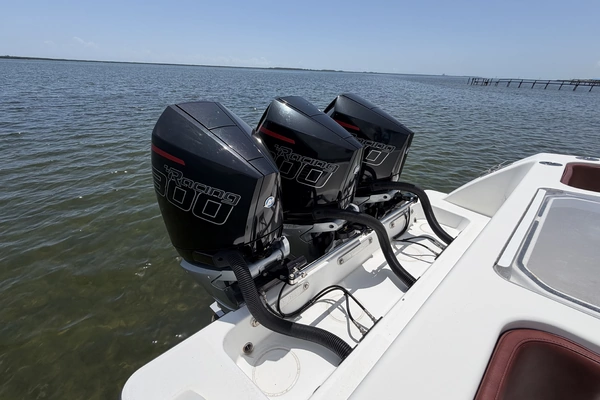 2007 Invincible 36