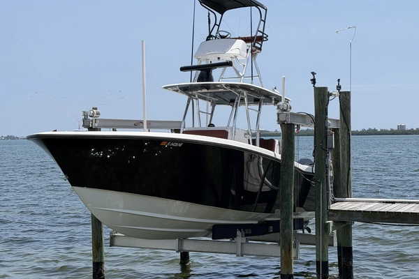 2007 Invincible 36