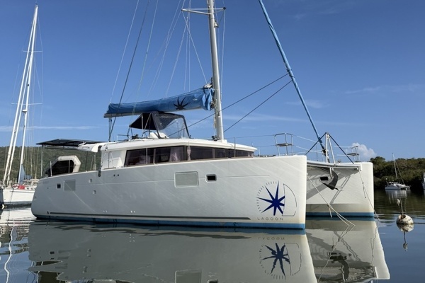 Lexak 45ft Lagoon Yacht For Sale