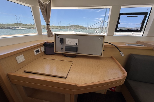 Lexak 45ft Lagoon Yacht For Sale