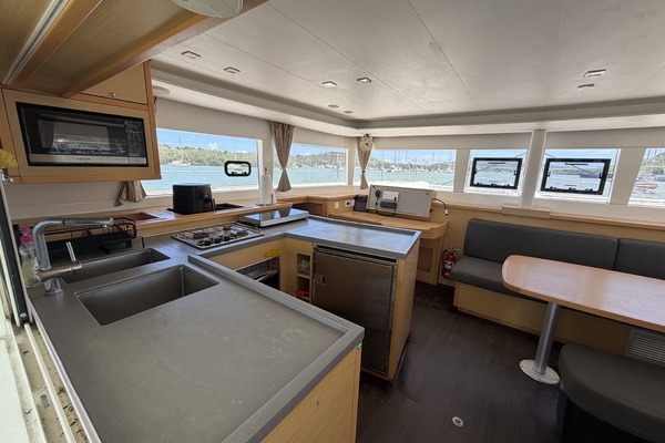 Lexak 45ft Lagoon Yacht For Sale