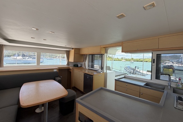 Lexak 45ft Lagoon Yacht For Sale