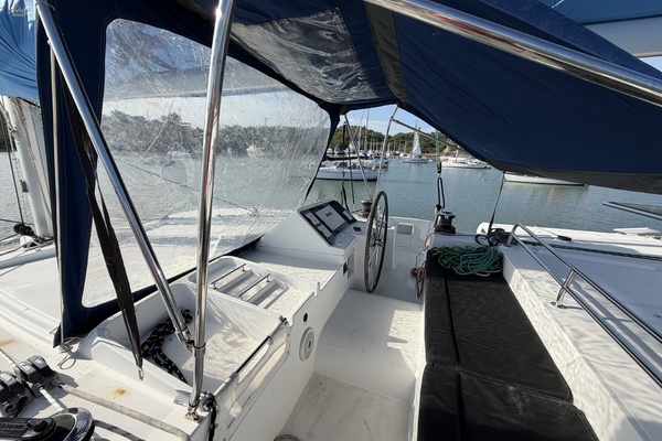 Lexak 45ft Lagoon Yacht For Sale